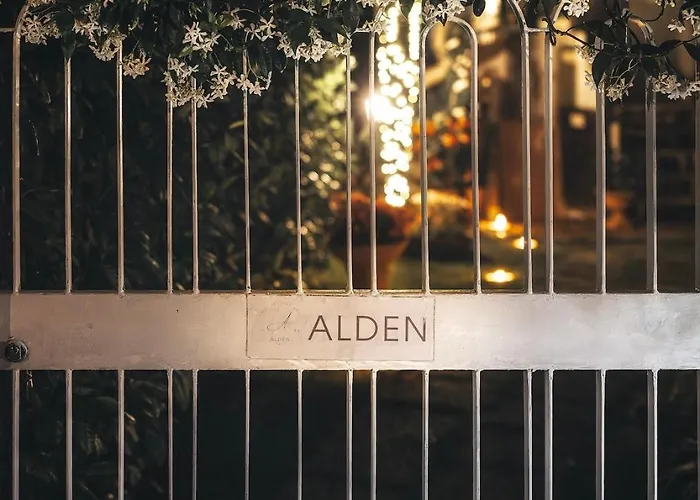 Δωμάτια σε οικογενειακή κατοικία Alden